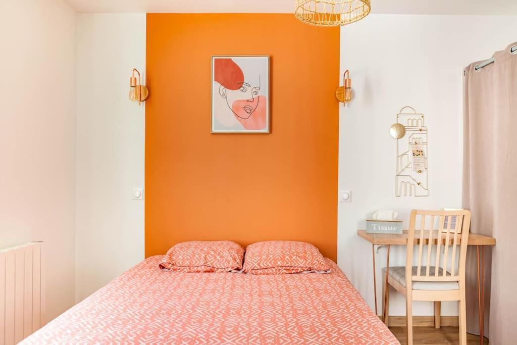Maison Tourangelle Chic & Cosy Avec Cour Tours Esterno foto