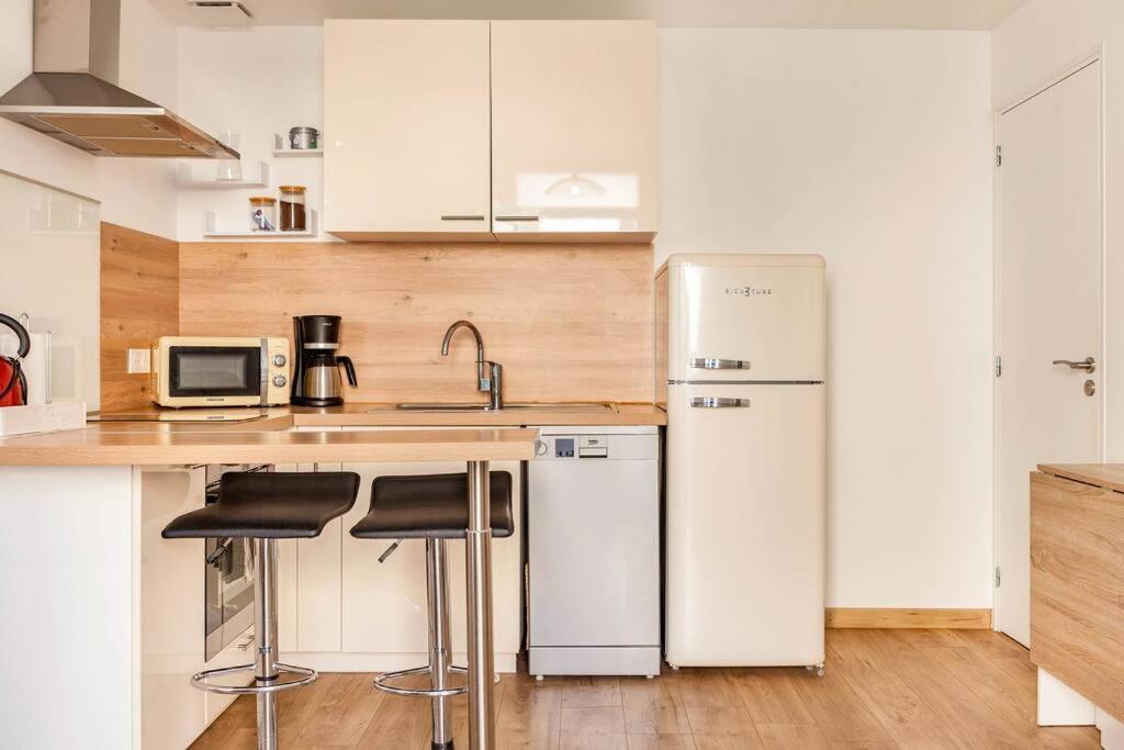 Maison Tourangelle Chic & Cosy Avec Cour Tours Esterno foto